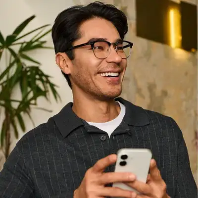 HubSpot ChatGPT ad: Make My Persona Tool