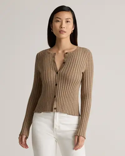Quince ChatGPT ad: Create A Timeless Wardrobe