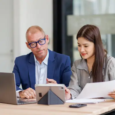 Capterra ChatGPT ad: Compare the Best HR Software for 2026
