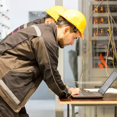 Capterra ChatGPT ad: Compare the Best Manufacturing Software 2026