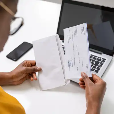 Top10.com ChatGPT ad: One-Employee Payroll Guide